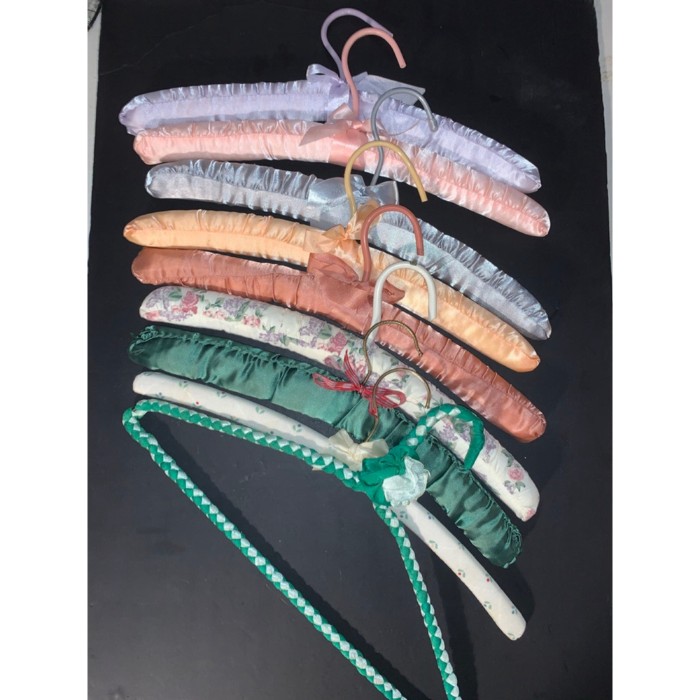9 Unbranded Multicolor Fabric Padded Hangers One Size Closet Accessories
